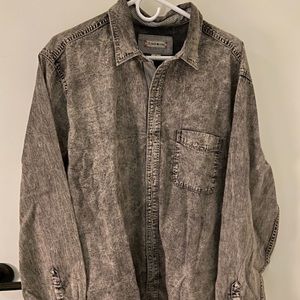 Men’s grey distressed 100% cotton button up shirt.